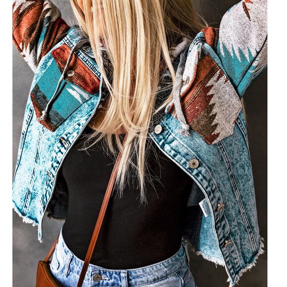 Beautiful Multicolor Aztec Print Frayed Hem Denim Jacket - Picture 7 of 8
